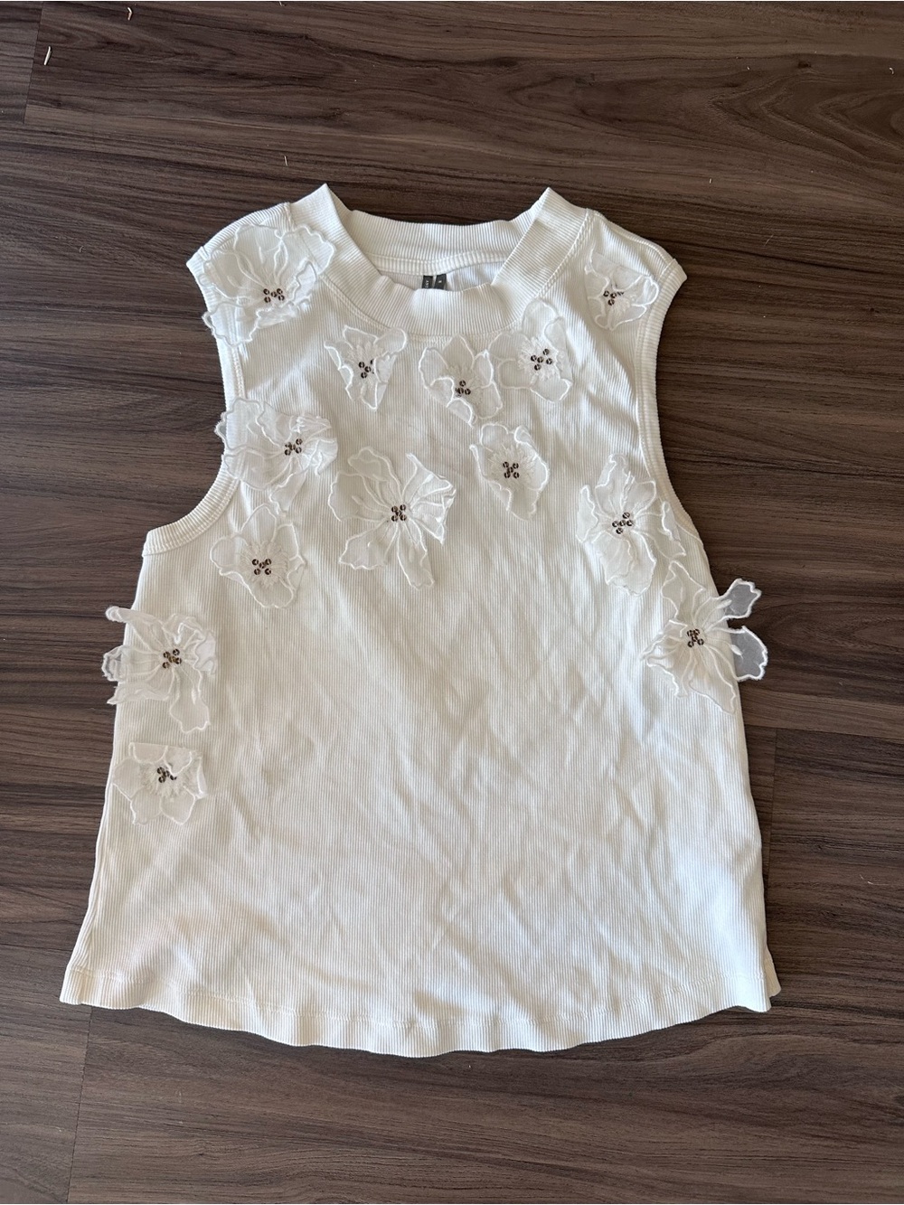 Anthropologie Ivory Floral Appliqué Sleeveless Tank